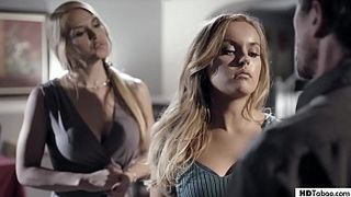 Лесбиянки в пошлом белье позвали мужика для оргии после празднования день рождения