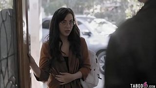 Психопат трахает начинающего психолога во время интервью