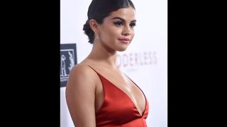 Подборка фотографий и видео с няшной Селеной Гомес в сексуальных нарядах